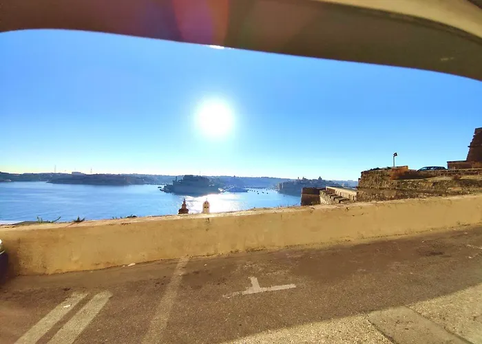 Salt 54 By Savynomad Harbour Residences *