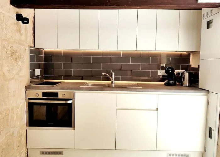 Salt 54 By Savynomad Harbour Residences