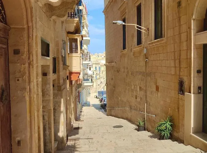 Salt 54 By Savynomad Harbour Residences *