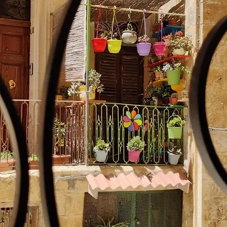 Salt 54 By Savynomad Harbour Residences * Valletta