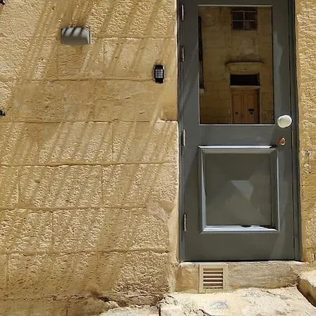 Salt 54 By Savynomad Harbour Residences * Valletta