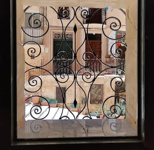 Salt 54 By Savynomad Harbour Residences Case de vacanță Valletta