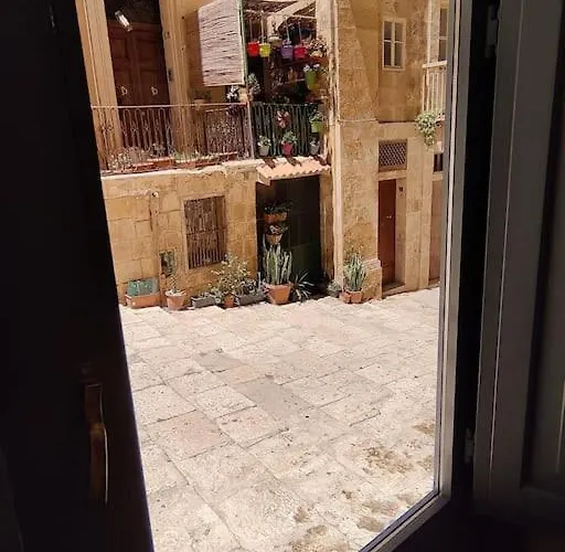 Salt 54 By Savynomad Harbour Residences 발레타